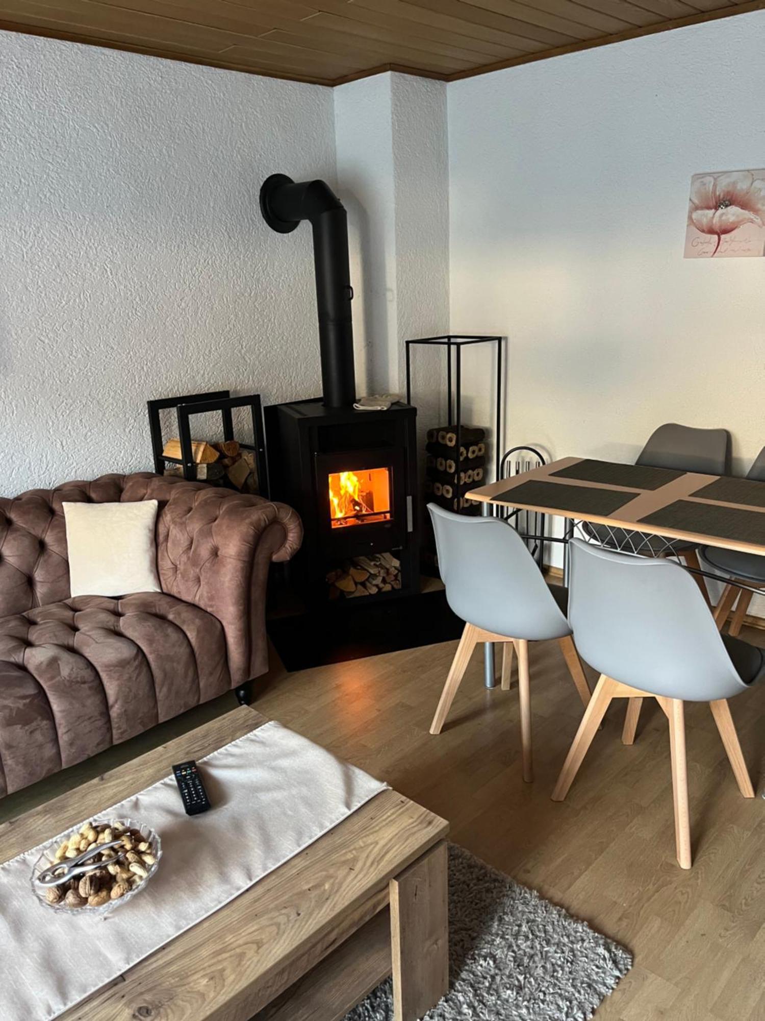 Ferienwohnung In Dahn Buitenkant foto
